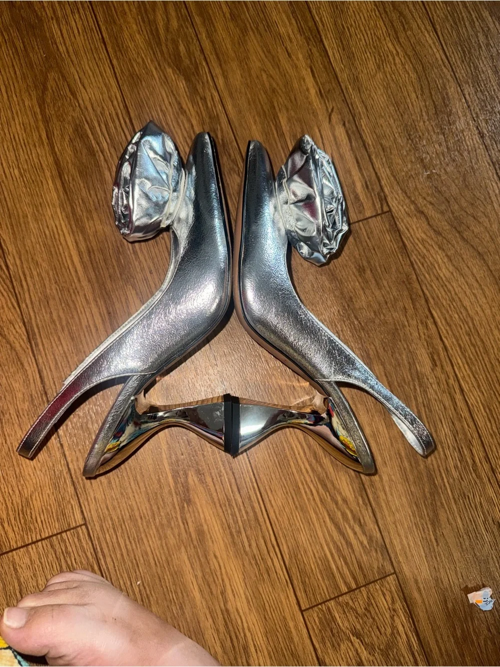 Silver Slingback Heels LATERR HIGH FLOWER 7.5M/37.5 w/Floral‎ Appliqué NWOB